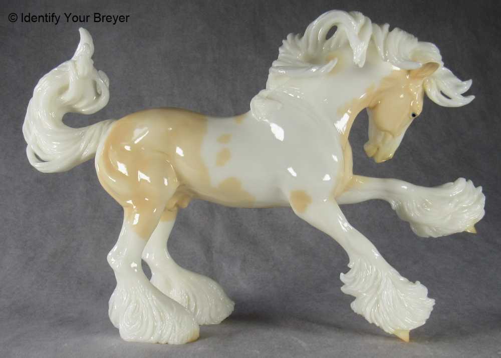 Faugh-A-Ballagh - Breyer action figure collectible - Main Image 2