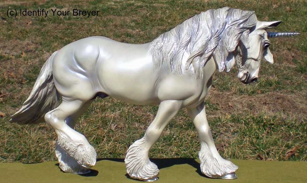 Xavier - Breyer action figure collectible - Main Image 2