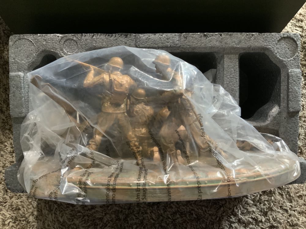 WWII Call Of Duty Valor Collection  (Activision Call Of Duty Mcfarlane Toys) action figure collectible - Main Image 4