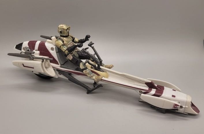 Barc Speeder With Barc Trooper - Hasbro (Star Wars - Revenge Of The Sith) action figure collectible [Barcode 653569011422] - Main Image 3