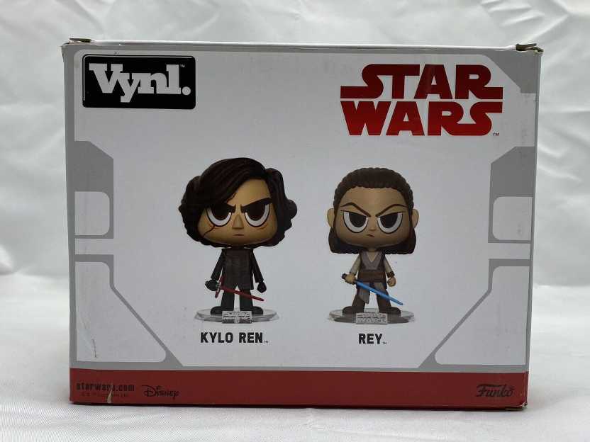 Vynl Rey & Kylo Ren   (Funko Pop!) action figure collectible [Barcode 889698316194] - Main Image 3