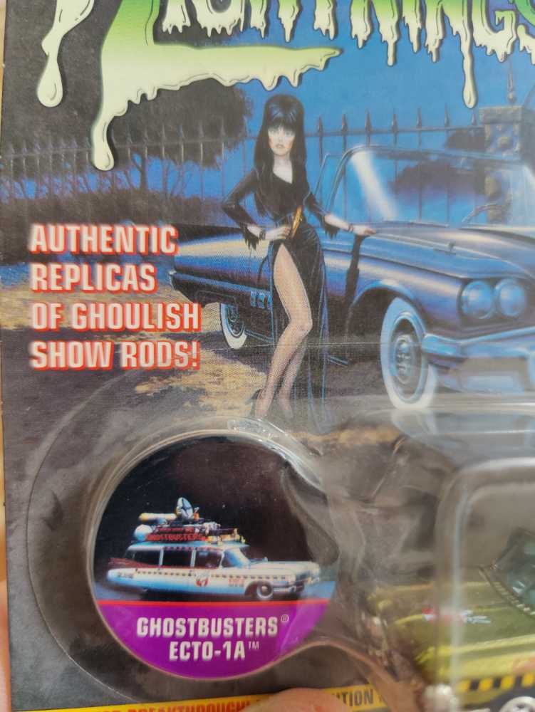 Frightning Lightnings Johnny Lightning Limited Edition Boothill Express Grey Series 3 Elvira Artwork On Card - Playing Mantis Inc. (johnny lightning ghostbuster frightning lightning) action figure collectible [Barcode 090733411037] - Main Image 3