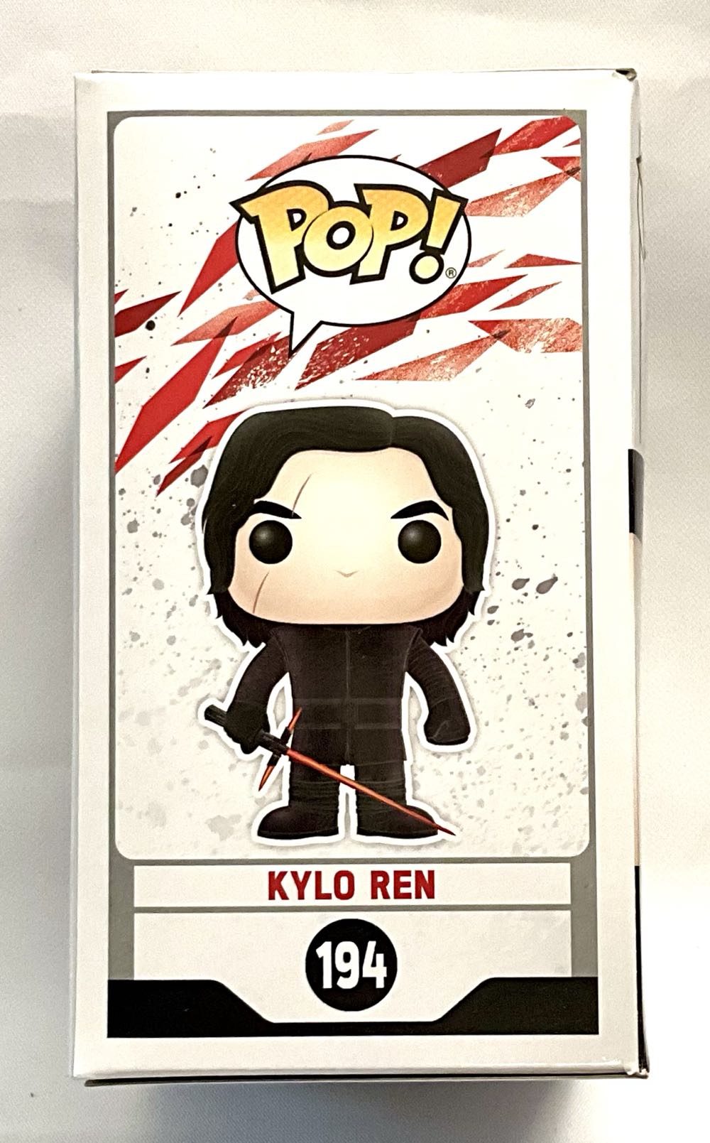 #194 Kylo Ren  (Funko Pop!) action figure collectible [Barcode 889698147538] - Main Image 3