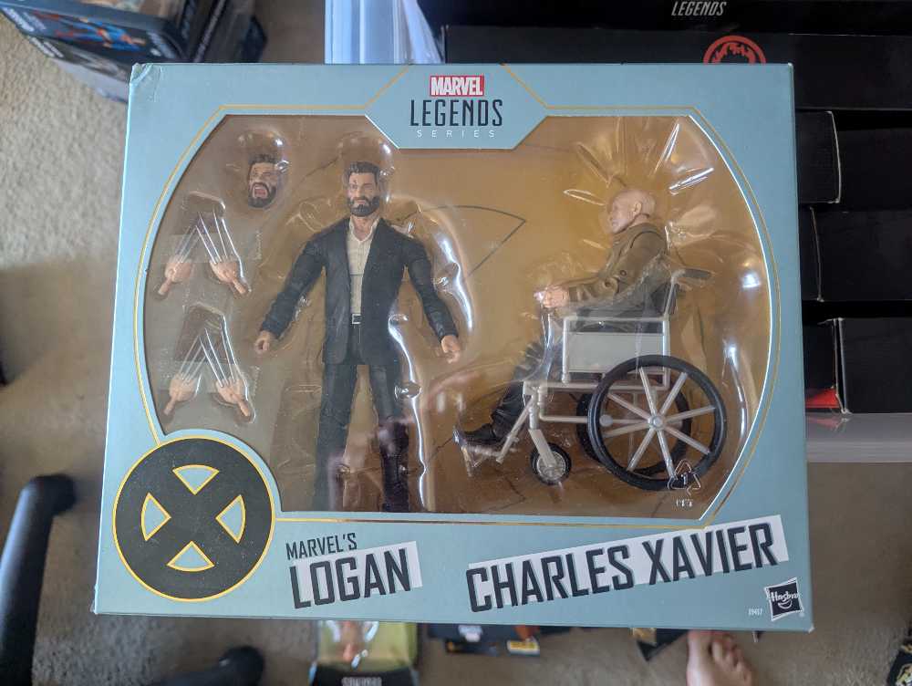 marvel legends logan And Charles Xavier  - Hasbro - 6 Inch (Marvel Legends) action figure collectible - Main Image 2