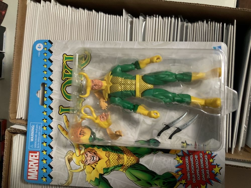 Sonic The Hedgehog 4-inch Action Figure Modern Amy With Hammer Collectible Toy