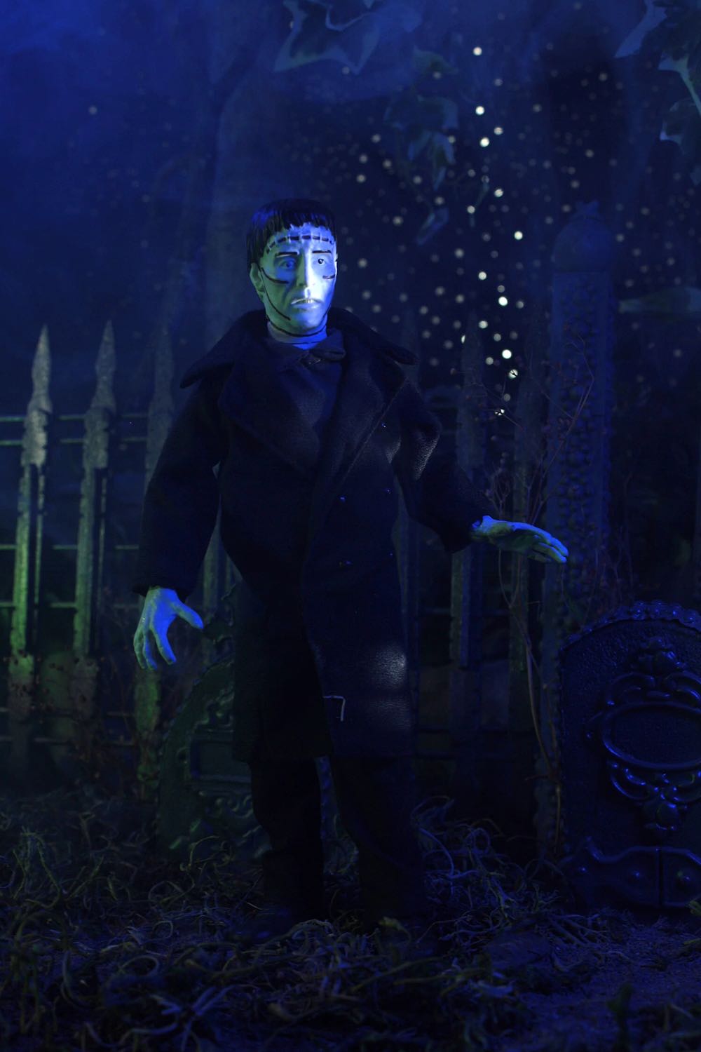 Frankenstein’s Monster - MEGO Corp. (The Curse of Frankenstein (1957)) action figure collectible [Barcode 850025246330] - Main Image 4