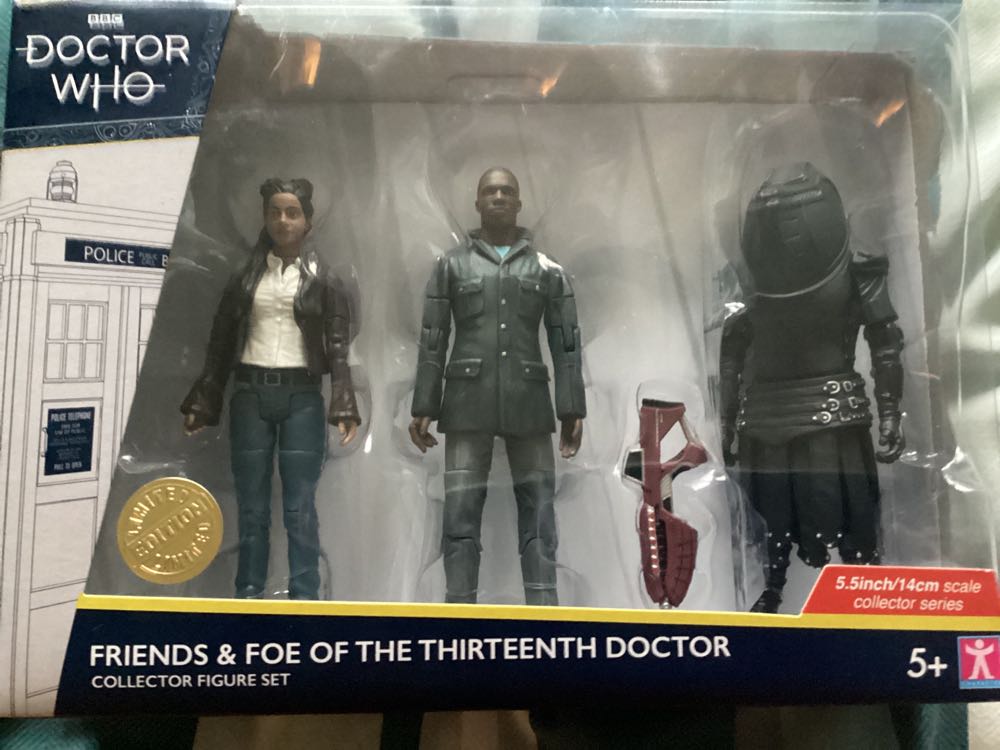 Breyer Holiday Unicorn Ornament Majesty | Holiday Collection | Limited Edition | Model #700651