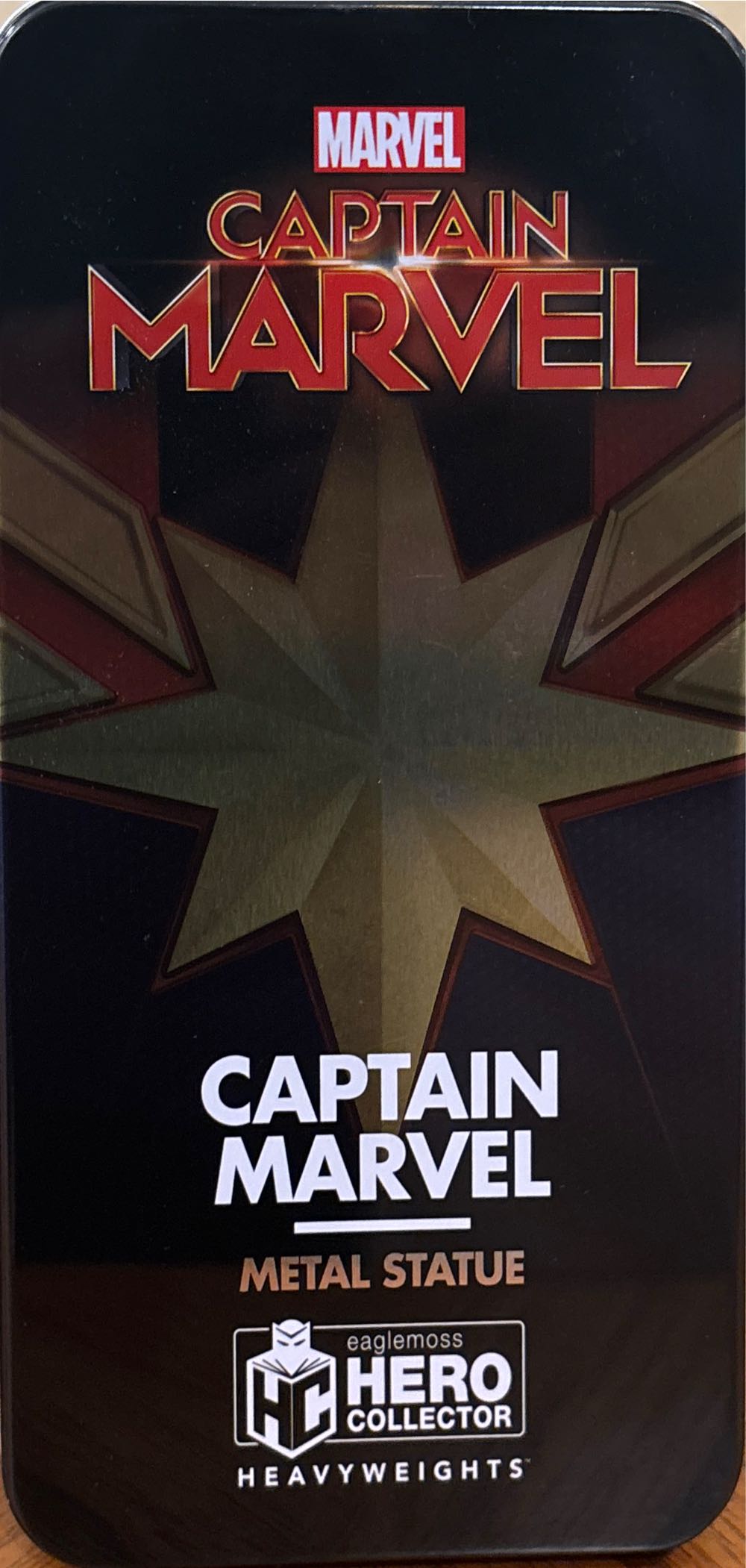 Captain Marvel: Metal Statue - Eaglemoss Productions (Marvel Heavyweights Collection) action figure collectible [Barcode 5059072009744] - Main Image 4