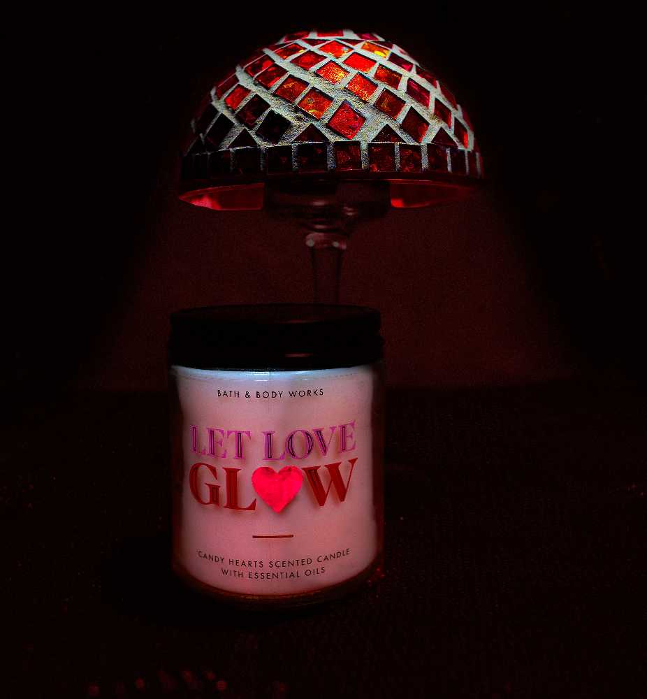 CANDLE: Valentine’s Day Bath & Bodyworks Let Love Glow - Candy Hearts 2021 - Bath & Bodyworks Candle (Valentine’s Day Candles) action figure collectible [Barcode 667554324923] - Main Image 3