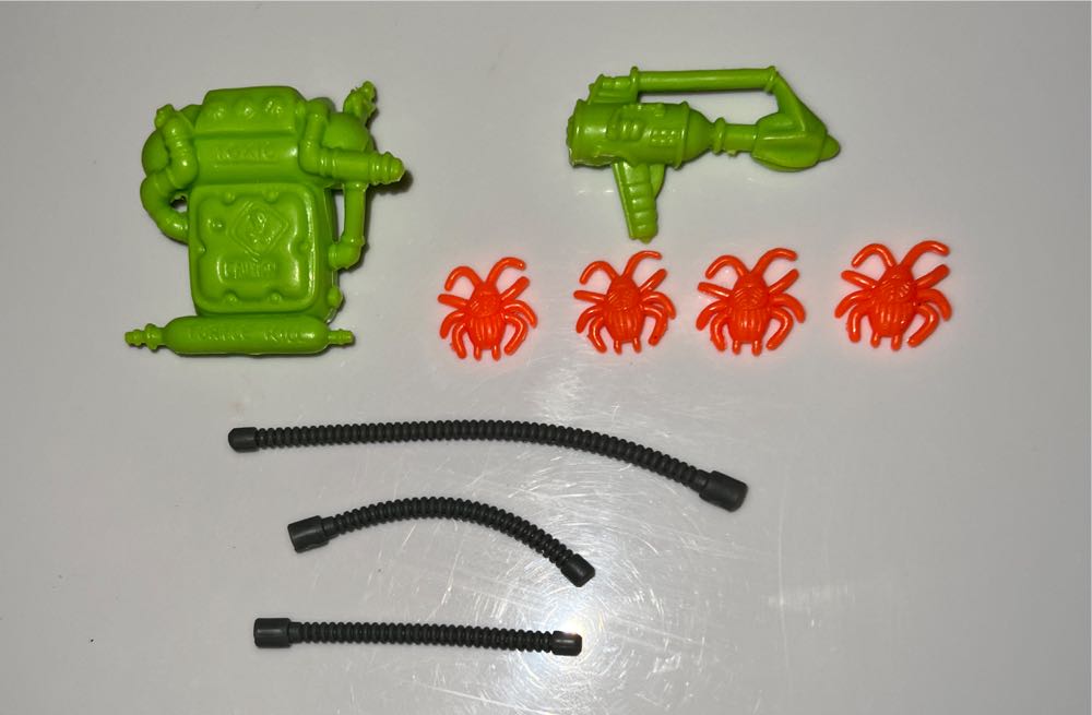 Scumbug (Toothless / Black Boot) - Playmates Toys (Teenage Mutant Ninja Turtles) action figure collectible - Main Image 3