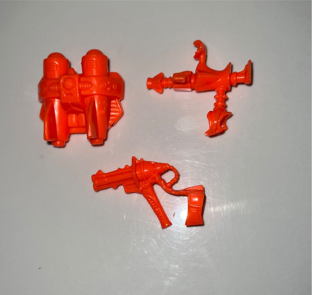 Scale Tail - Playmates Toys (Teenage Mutant Ninja Turtles) action figure collectible - Main Image 3