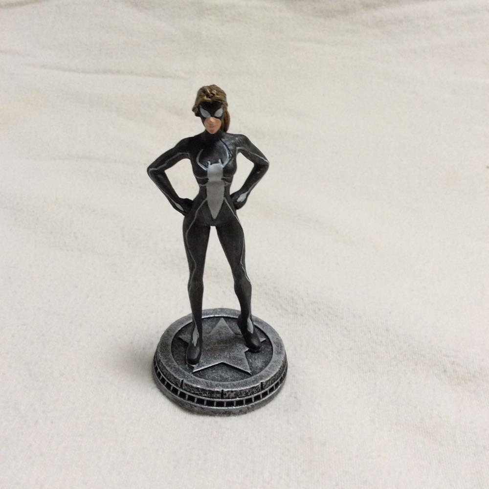 Spider-man # 1 White Knight - Spider-Girl # 85 White Pawn  action figure collectible - Main Image 4