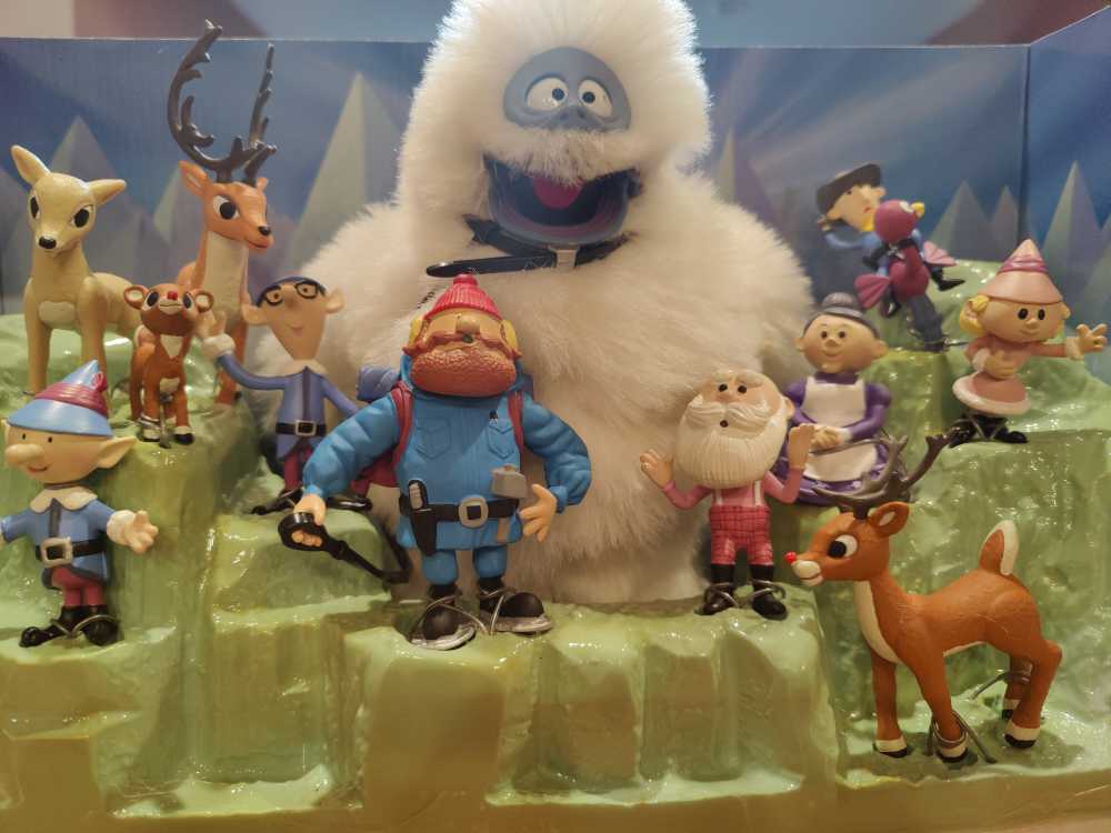 Rudolph The Red Nosed Reindeer:  Humble Bumble And Friends - Playing Mantis (Rudolph and the Island of Misfit Toys) action figure collectible [Barcode 090733067074] - Main Image 2