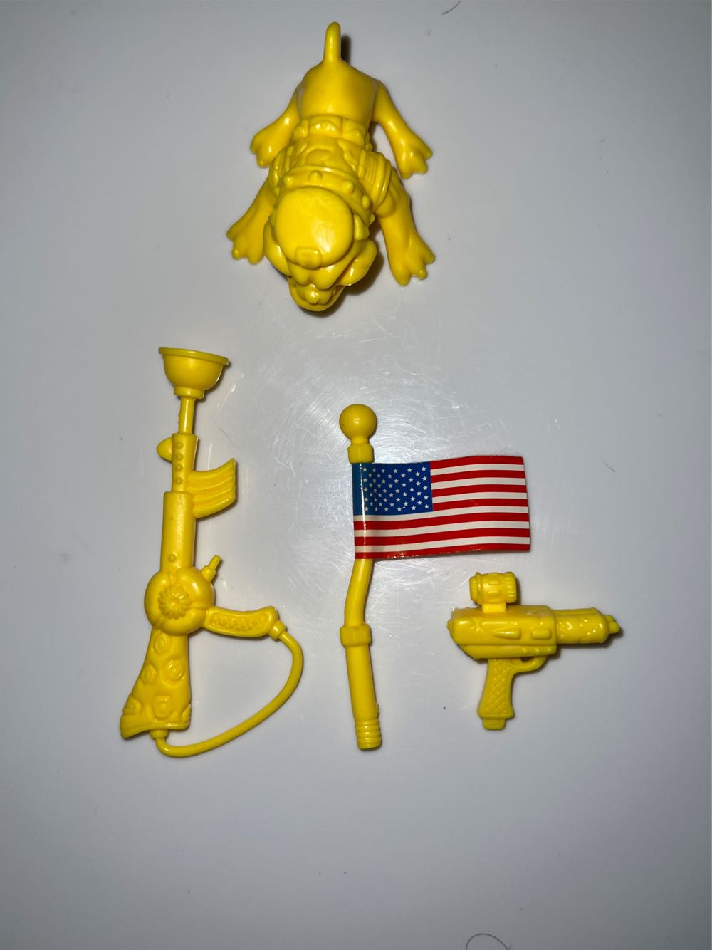 Raph, The Green Teen Beret - Playmates Toys action figure collectible - Main Image 2