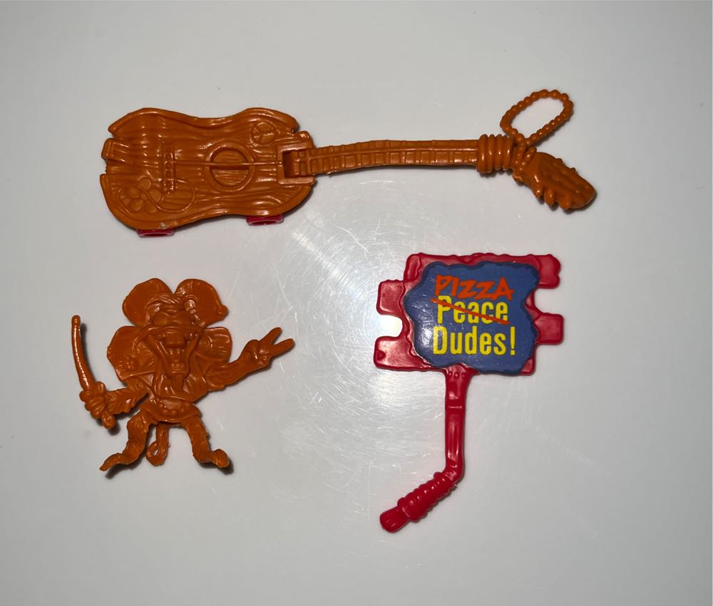 Rock ‘N Roll Mondo Gecko - Playmates Toys (Teenage Mutant Ninja Turtles) action figure collectible - Main Image 2