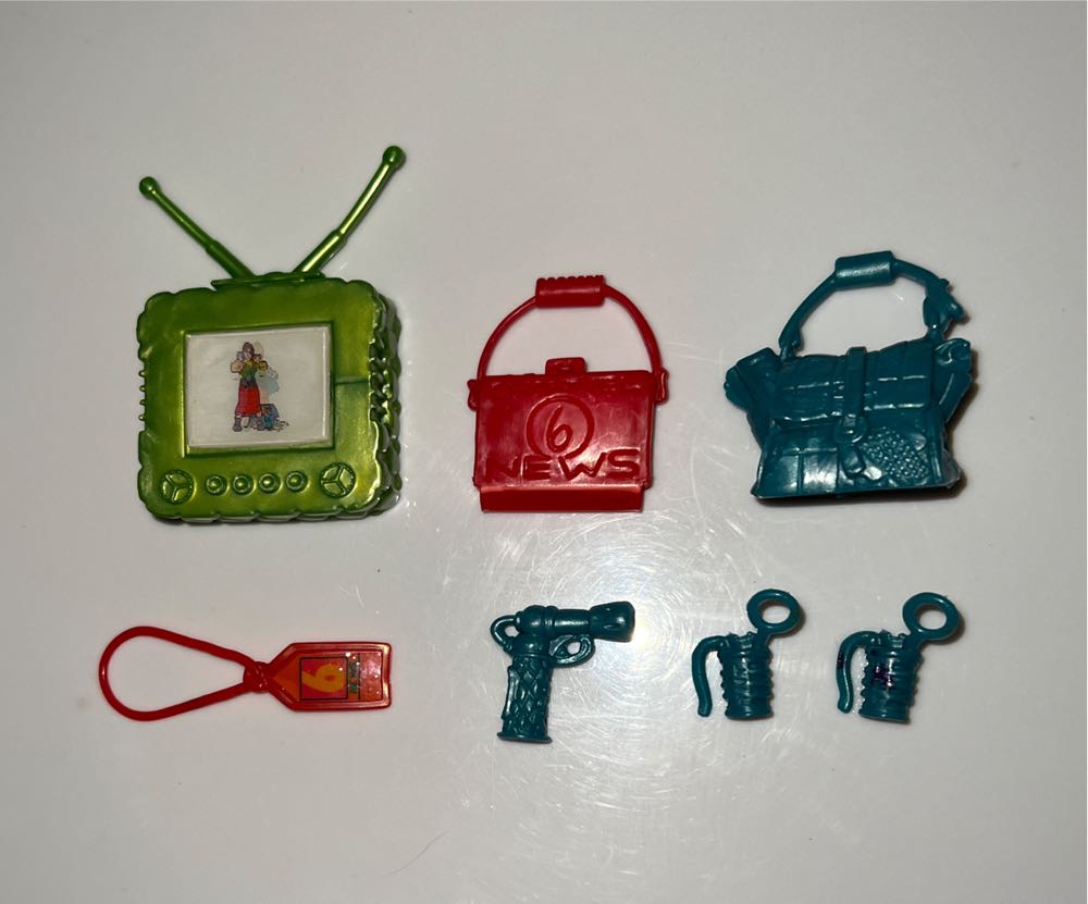 Erma - Playmates Toys (Teenage Mutant Ninja Turtles) action figure collectible - Main Image 2