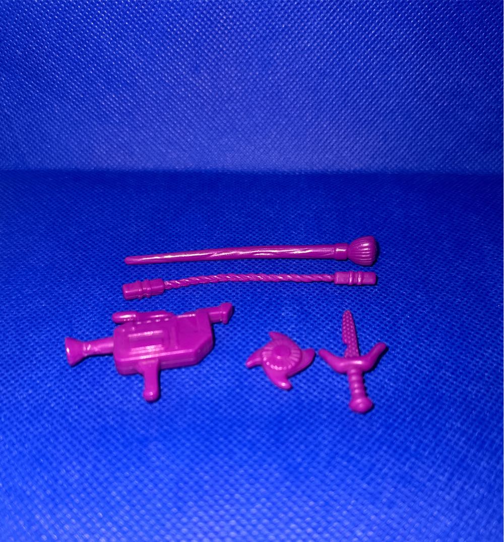 April The Ravishing Reporter - Playmates (Teenage Mutant Ninja Turtles (1992)) action figure collectible - Main Image 3