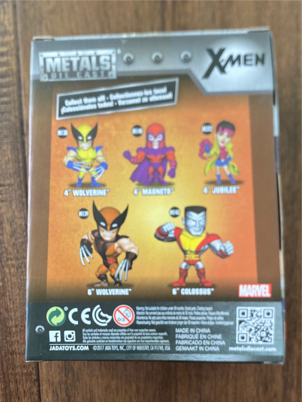 Logan Lootcrate Exclusive Metals Die Cast  action figure collectible - Main Image 2