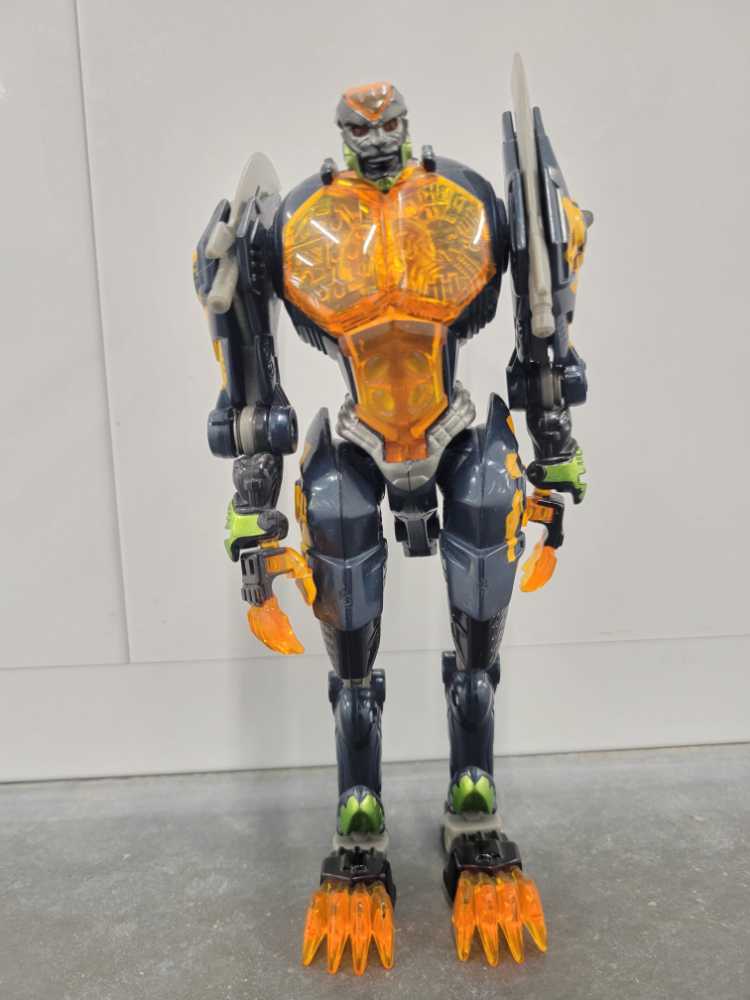 Cheetor Night Slash Robot Mode - Hasbro (Beast Machines) action figure collectible - Main Image 2