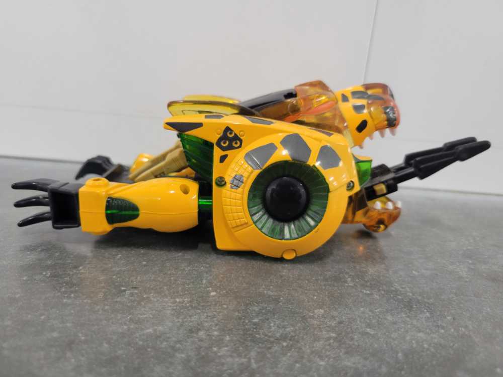 Che Yellow Beast Rider - Hasbro (Beast Machines) action figure collectible - Main Image 3