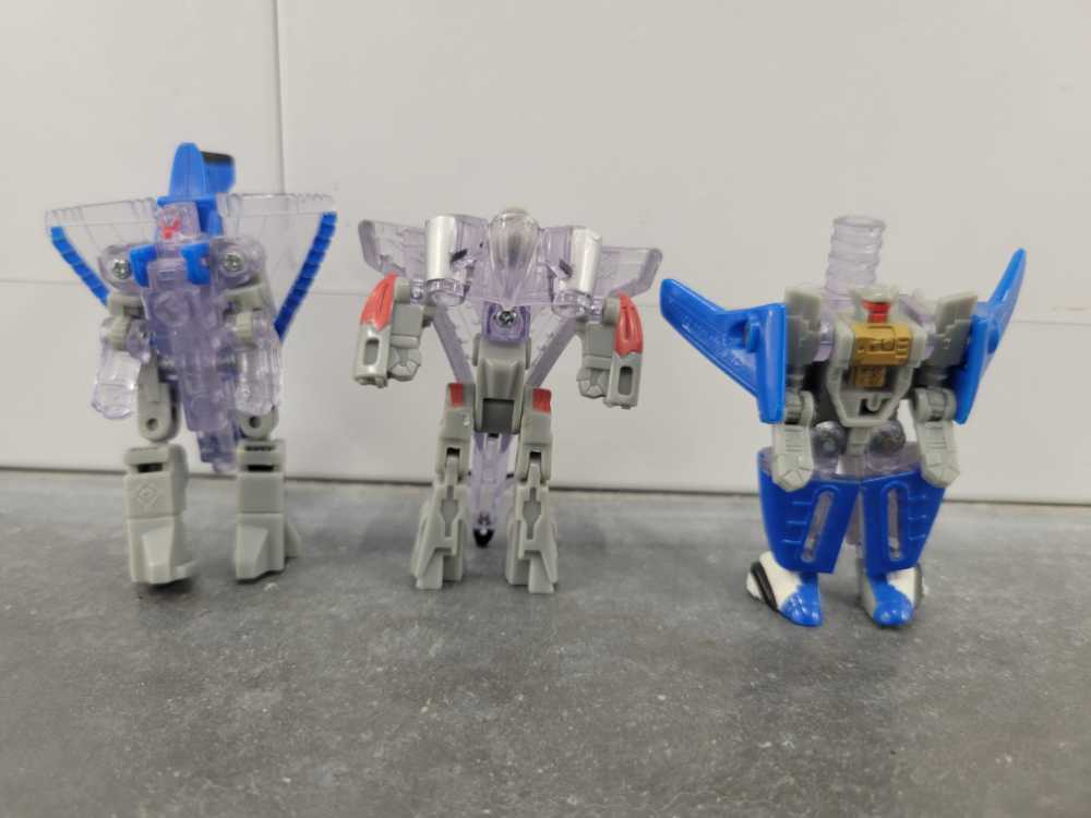 Runway 1st Air Defense Robot Mode With Sonar And Jetstorm Star Saber - Hasbro (Armada) action figure collectible - Main Image 4