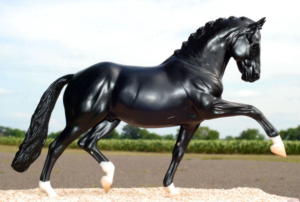 Totilas - Breyer (Totilas) action figure collectible - Main Image 2