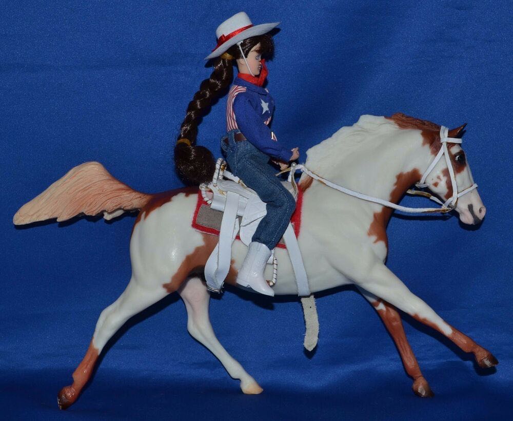 Riata Ranch And Cisco - Breyer (Black Beauty) action figure collectible - Main Image 3