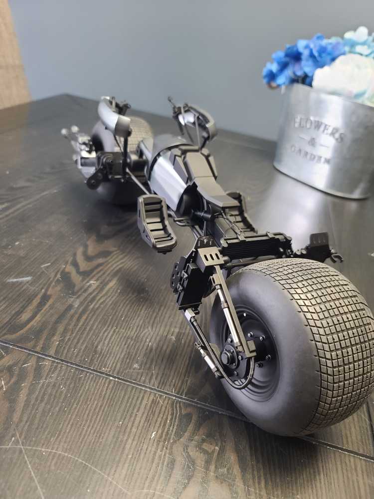 Bat Pod - Hot Toys (The Dark Knight) action figure collectible - Main Image 4