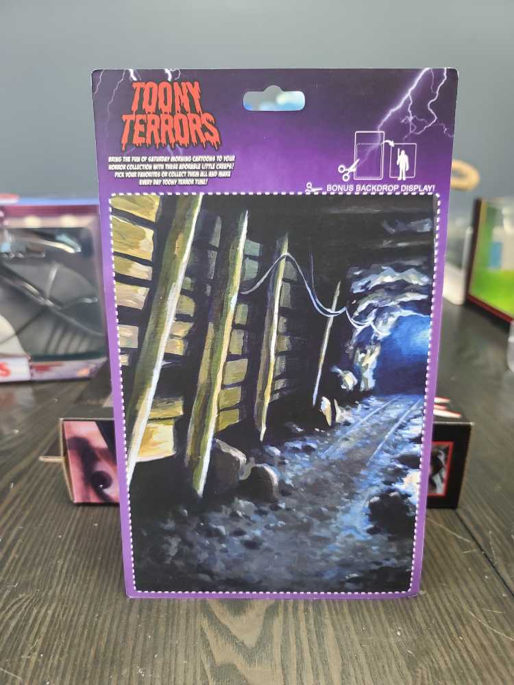 NECA Toony Terrors: My Bloody Valentine - The Minor - Neca (Horror) action figure collectible - Main Image 2