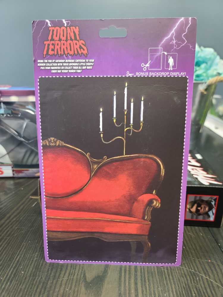 Toony Terrors 6 : Elvira - Neca (Horror) action figure collectible - Main Image 2