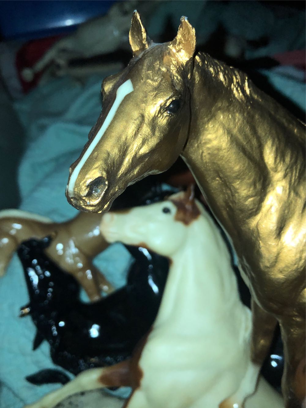 Gold Charm Secretariat - Breyer Animal Creations action figure collectible - Main Image 3