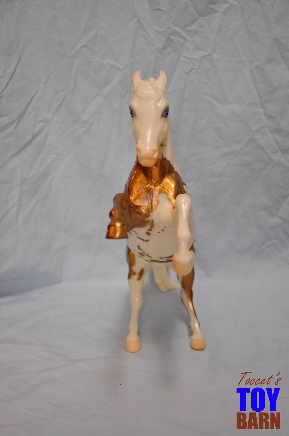 Atlas - Breyer (Fighting Stallion) action figure collectible - Main Image 3