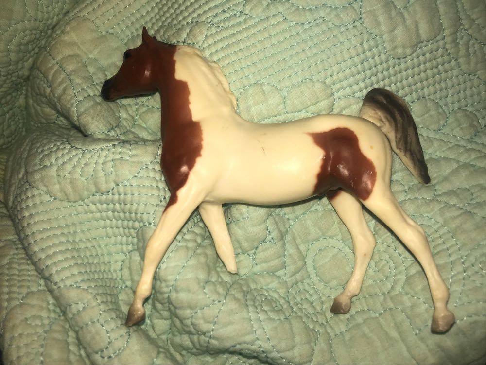 Half Arabian/Bay Pinto - Breyer Animal Creations action figure collectible - Main Image 2
