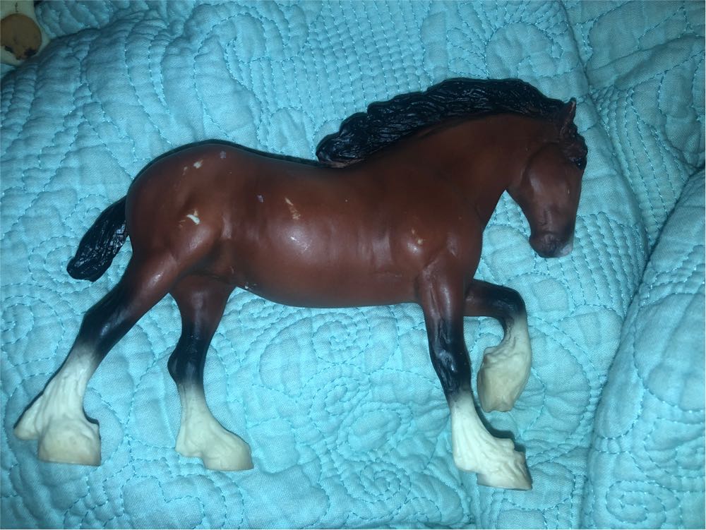 The Flash 13” Deluxe Collector Figure