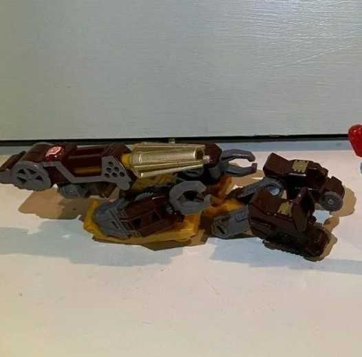 Stockade 2nd Missing Foot And Missile - Hasbro (Universe) action figure collectible - Main Image 3