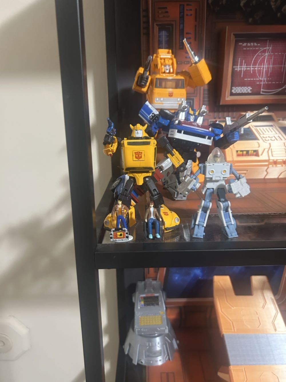 Raoul - Takara Tomy (Autobot Human Ally) action figure collectible - Main Image 4