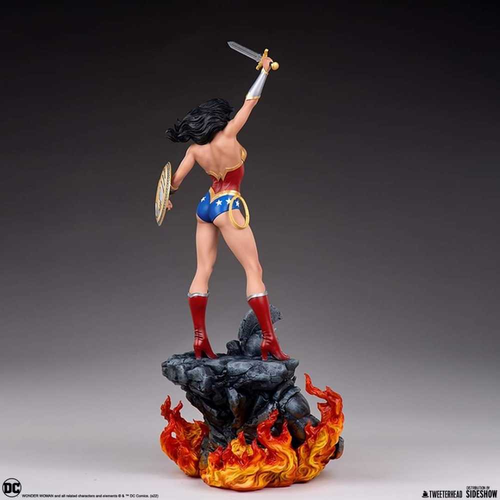 Wonder Woman, DC Comics Maquette - Tweeterhead (DC Comics) action figure collectible - Main Image 4