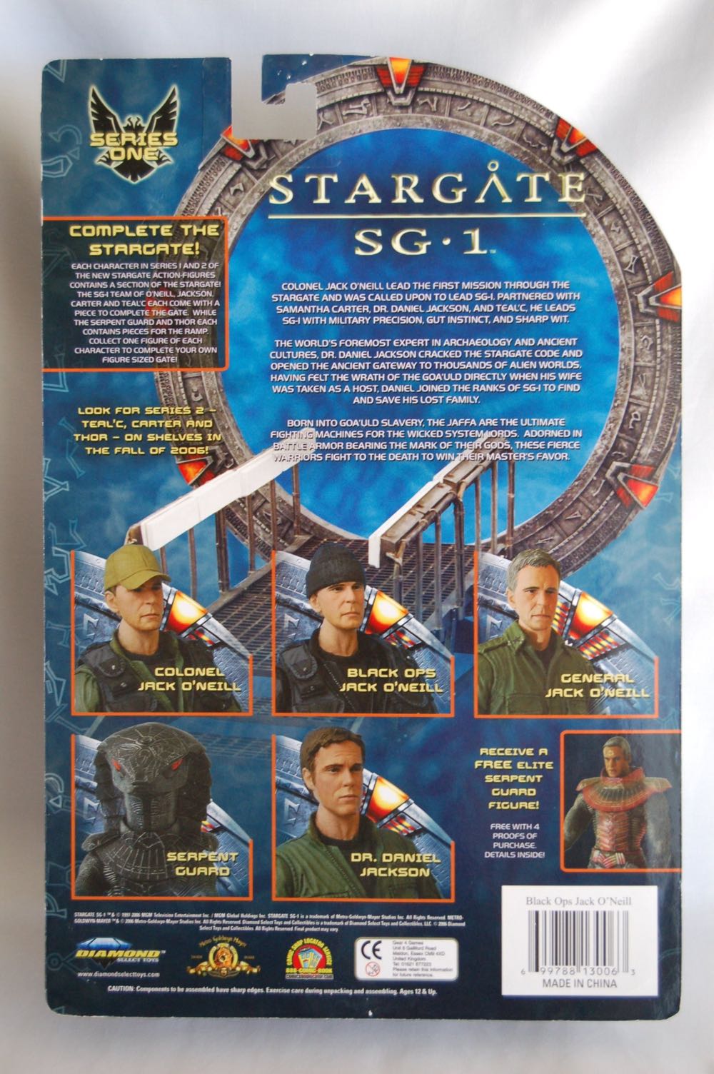 Black Ops Jack O’Neill - Diamond Select Toys & Collectibles (Stargate SG-1) action figure collectible [Barcode 699788130063] - Main Image 2