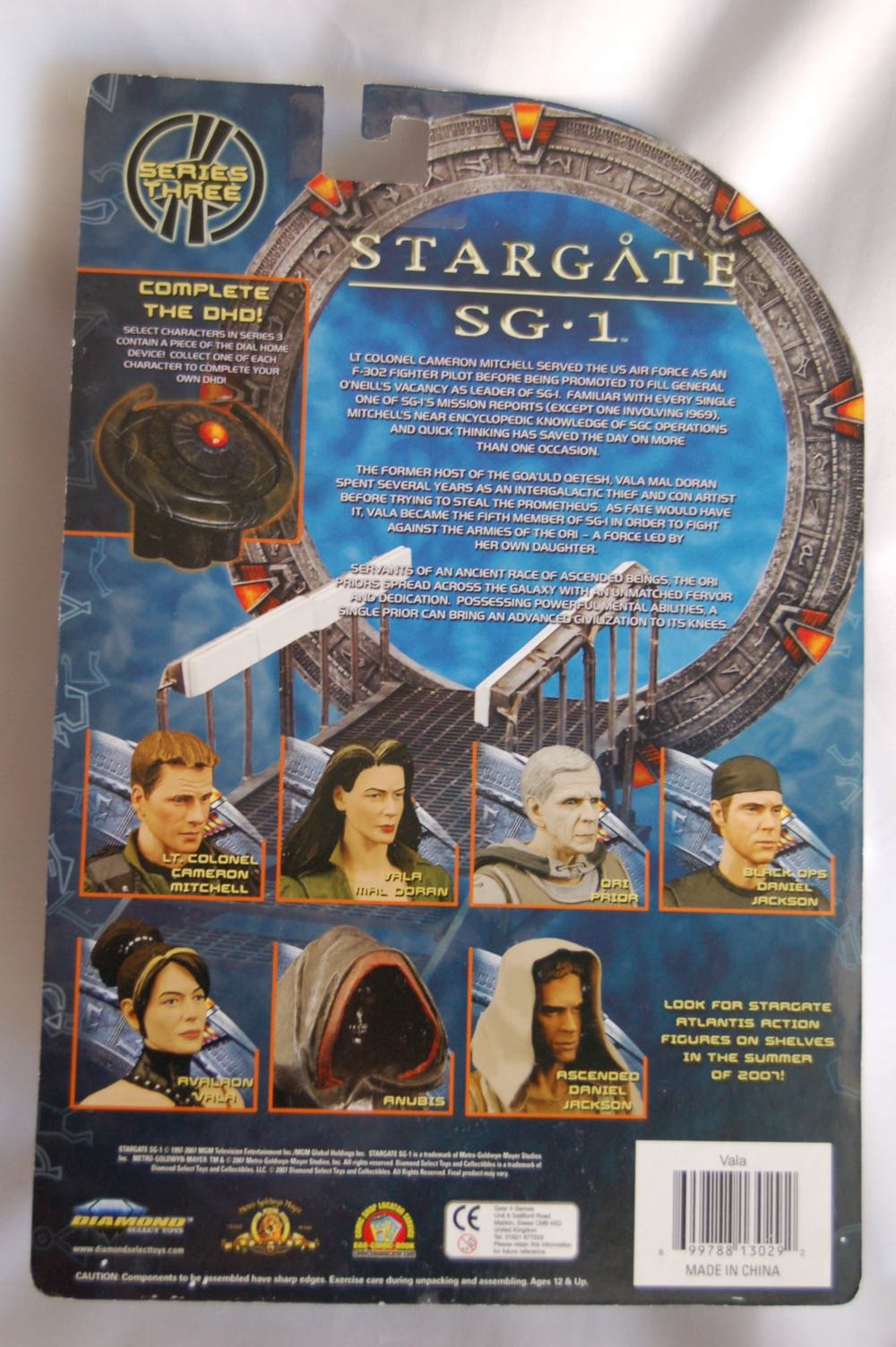 Stargate SG1 Vala Mal Doran - Diamond Select Toys & Collectibles (Stargate SG-1) action figure collectible [Barcode 699788130292] - Main Image 2