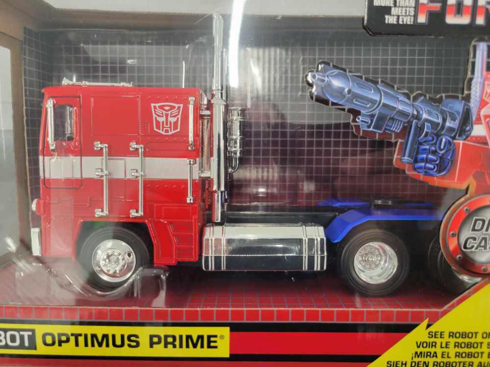 Optimus Prime 1984 Large Scale Target - Jada Toys (Die Cast) action figure collectible - Main Image 2