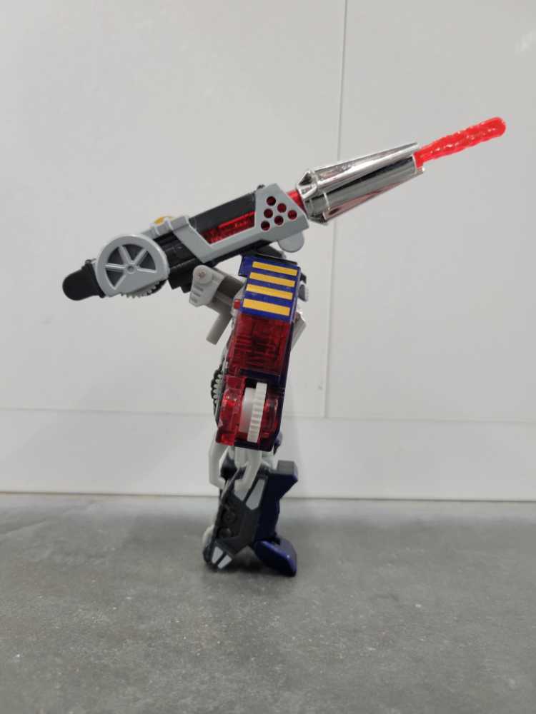 Tank Drone Robot Mode - Hasbro (Beast Machines) action figure collectible - Main Image 3