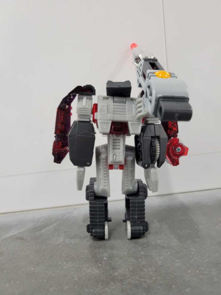 Tank Drone Robot Mode - Hasbro (Beast Machines) action figure collectible - Main Image 4