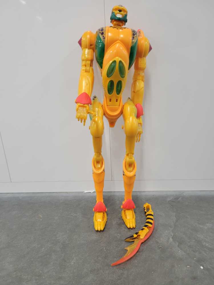 Cheetor Supreme 2nd Robot Mode - Hasbro (Beast Machines) action figure collectible - Main Image 2