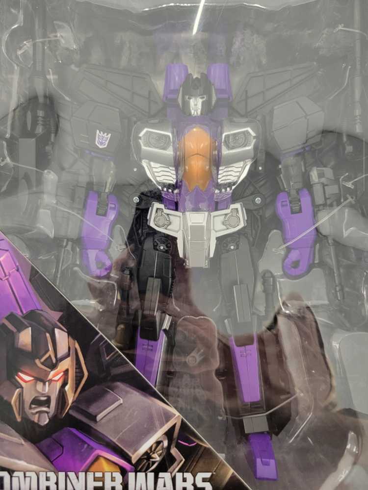 Skywarp - Hasbro (Combiner Wars) action figure collectible - Main Image 2
