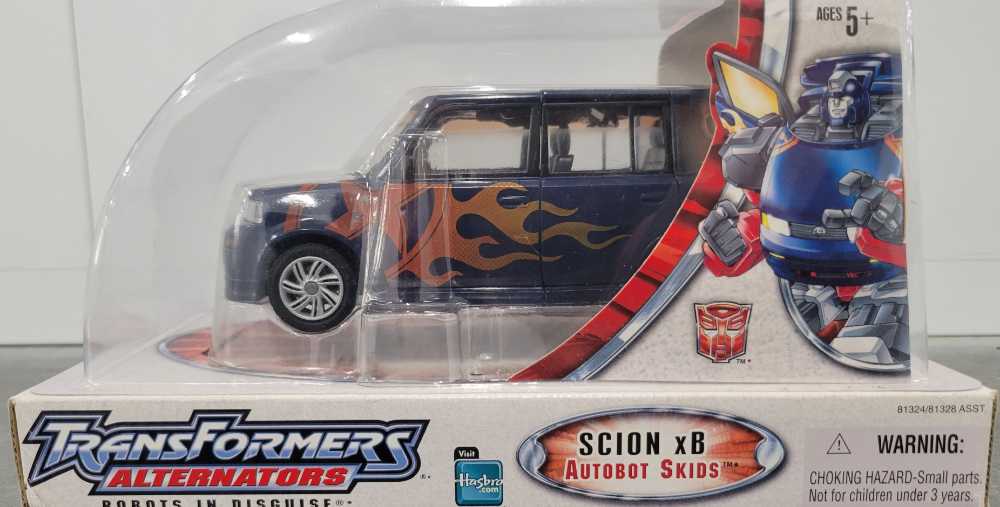 Skids 1st Boxed - Hasbro (Alternators) action figure collectible - Main Image 1