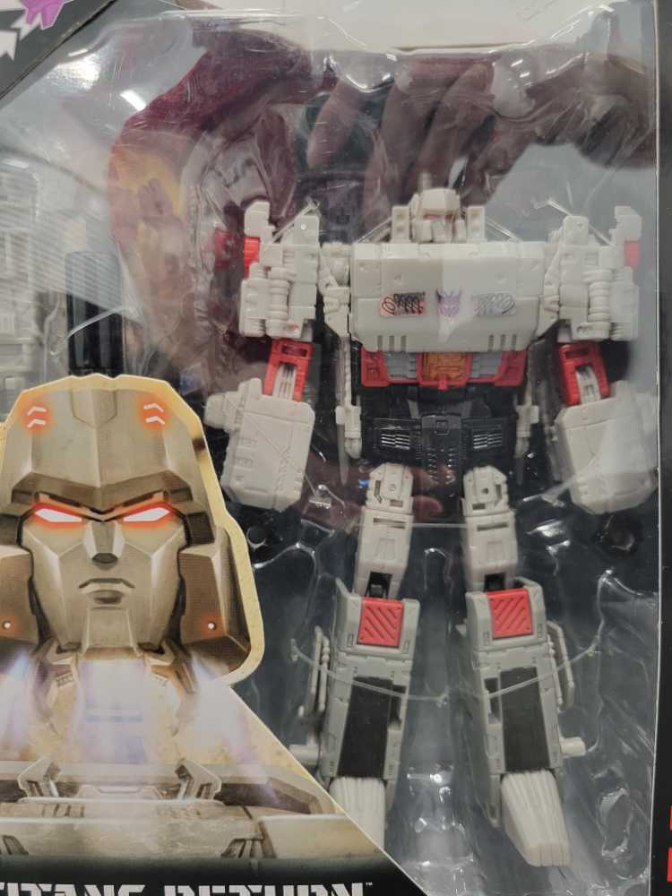 Megatron and Doomshot Boxed - Hasbro (Titans Return) action figure collectible - Main Image 2