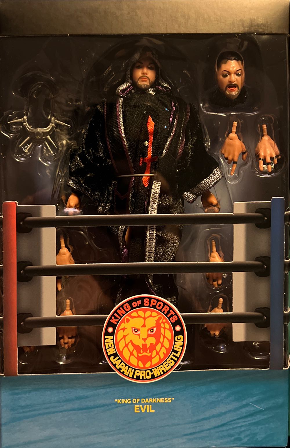 EVIL ”King of Darkness” - Super7 (NJPW King Of Sports) action figure collectible [Barcode 840049807211] - Main Image 4
