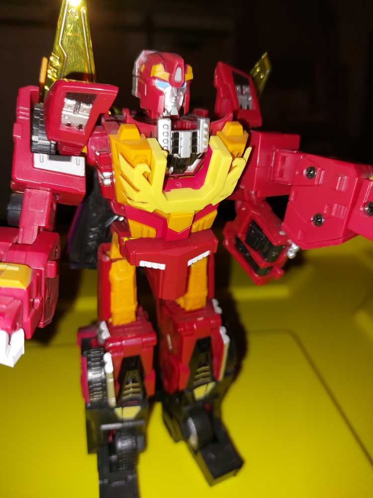 Enesco Disney Traditions Tigger Extatic Elf Figurine