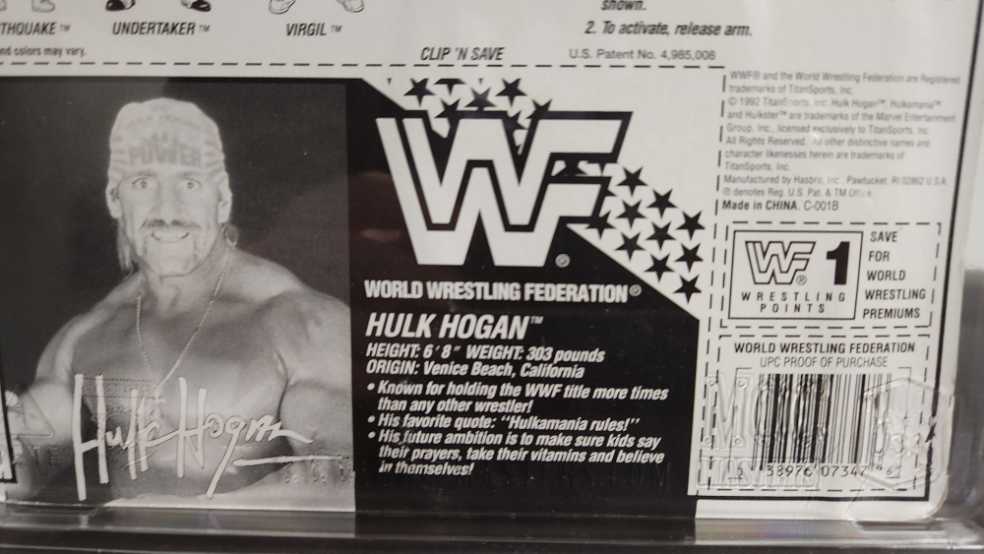WWF Hasbro - Hulk Hogan Series 5 - Hasbro (WWF Hasbro) action figure collectible [Barcode 038976073476] - Main Image 3