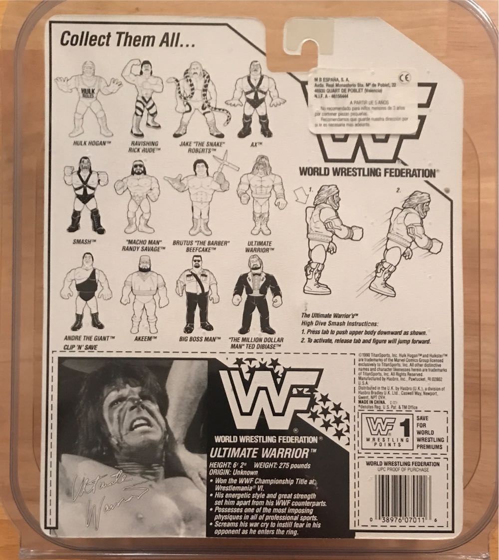 WWF Hasbro - Ultimate Warrior Series 1 - Hasbro (WWF Hasbro) action figure collectible [Barcode 038976070116] - Main Image 2